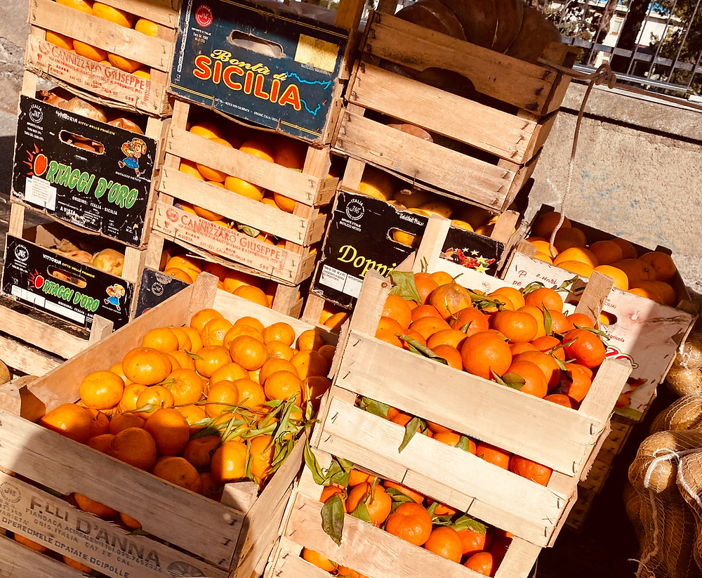 sicily-blood-oranges-market