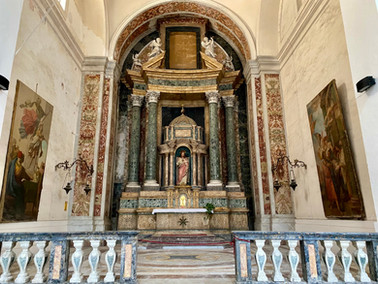 catania-walking-tour-church-of-san-nicolo-l'arena-inside
