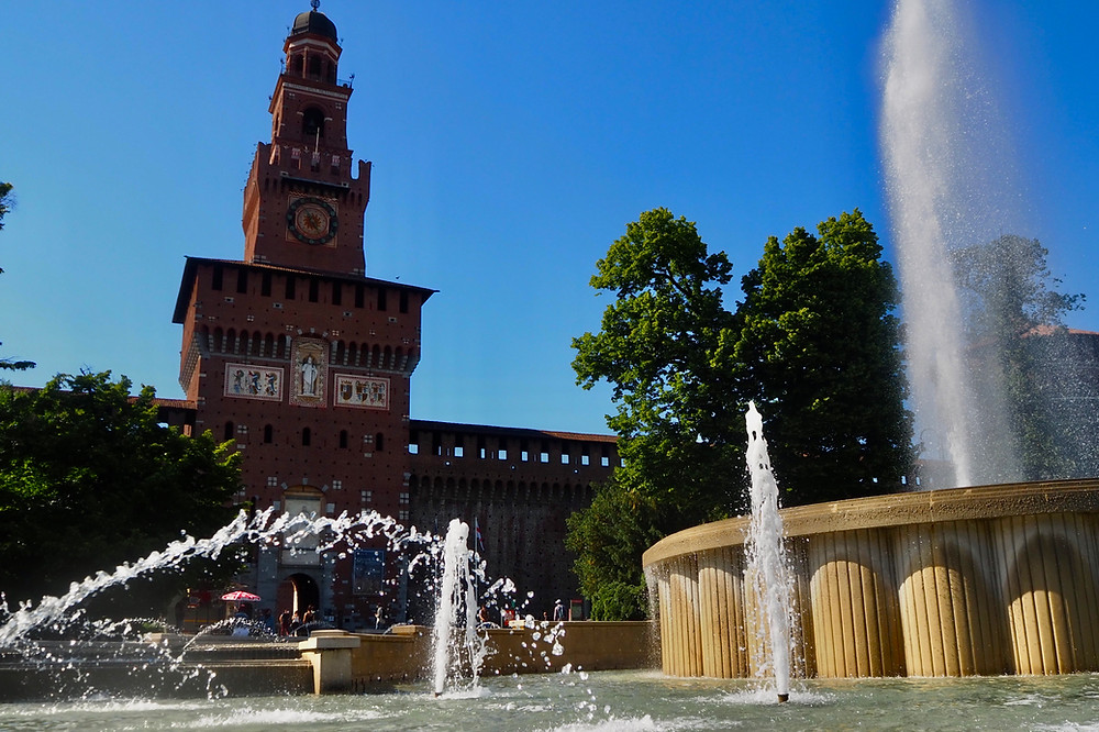 milan-castle-fountain
