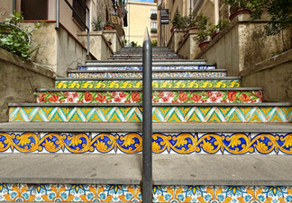 Sicily-Cefalu-city-center-stairway-tiles