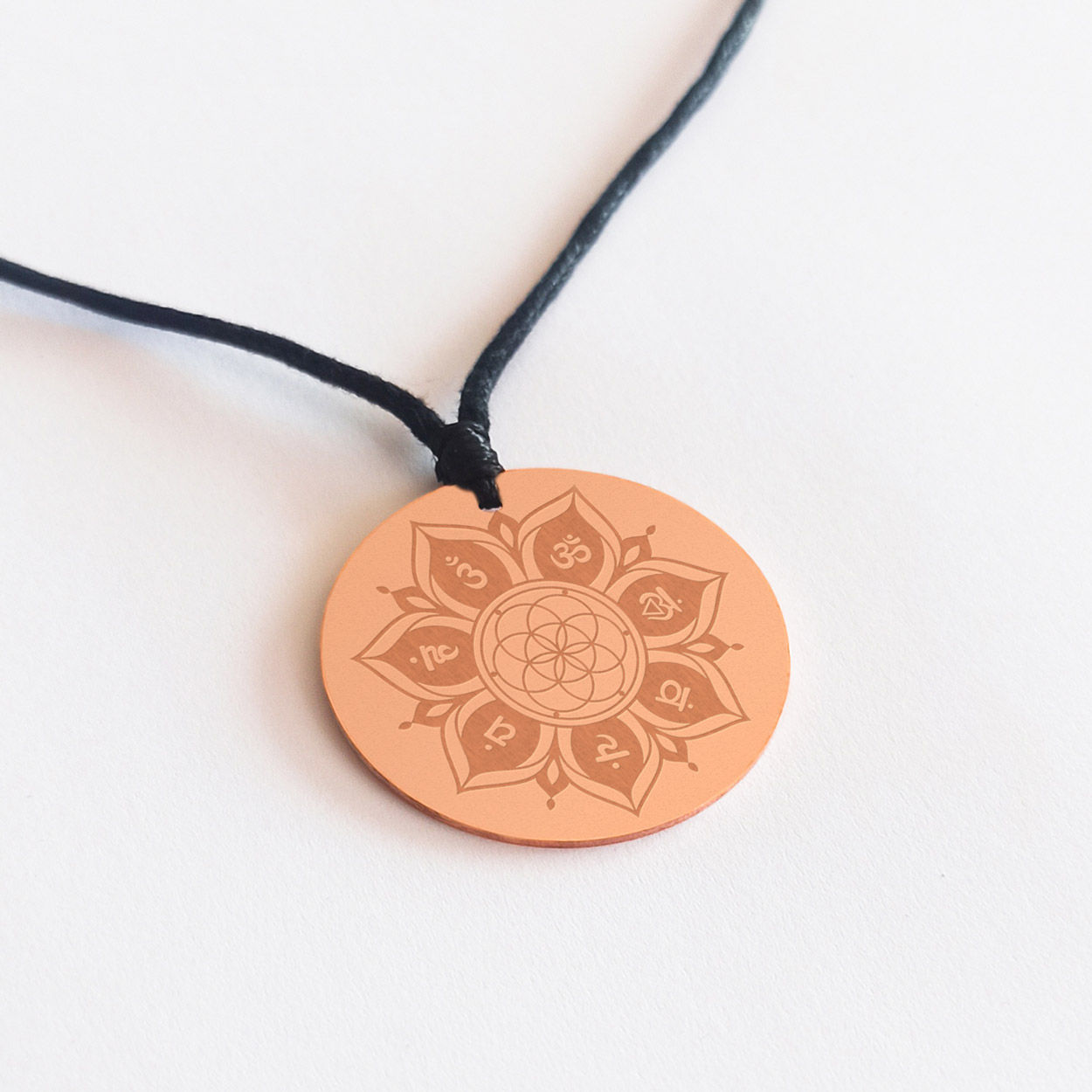 yedi çakralı kolye modelleri