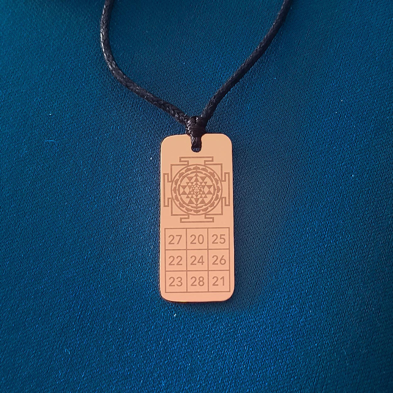 kubera yantra sayıları kolye
