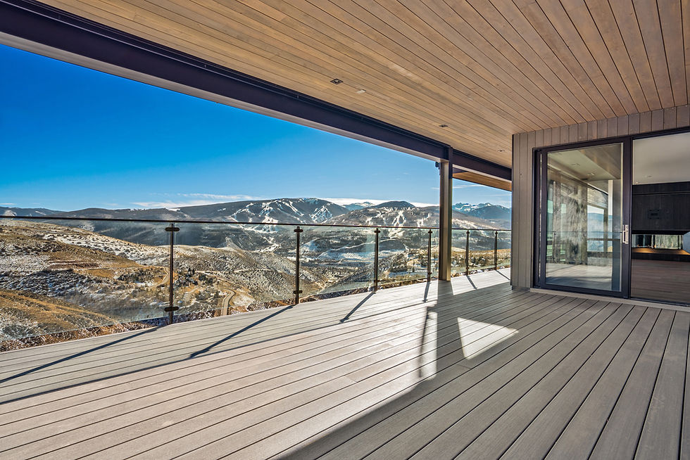 5091Wildridge_LowerDeckView