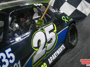 ROBIDOUX MAKES IT FOUR WINS WITH LATE PASS IN PURE STOCKS