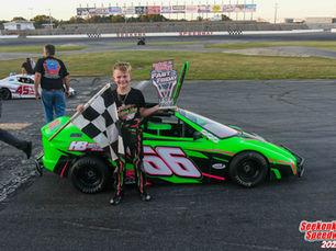 SOLOMITO GETS BACK ON TOP IN BANDOLERO BANDITS