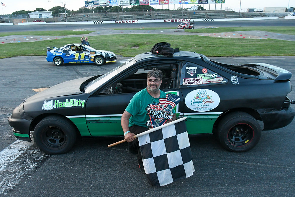 HAYES GRABS FIRST SPORT 4 WIN, MEACK CLAIMS EVERETT'S TRIPLE CROWN