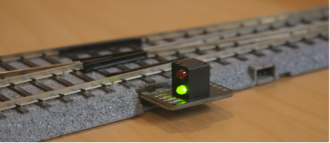 Miniaturbild: HO Plug-In DSL Dwarf Signal (Left) connected to Kato track