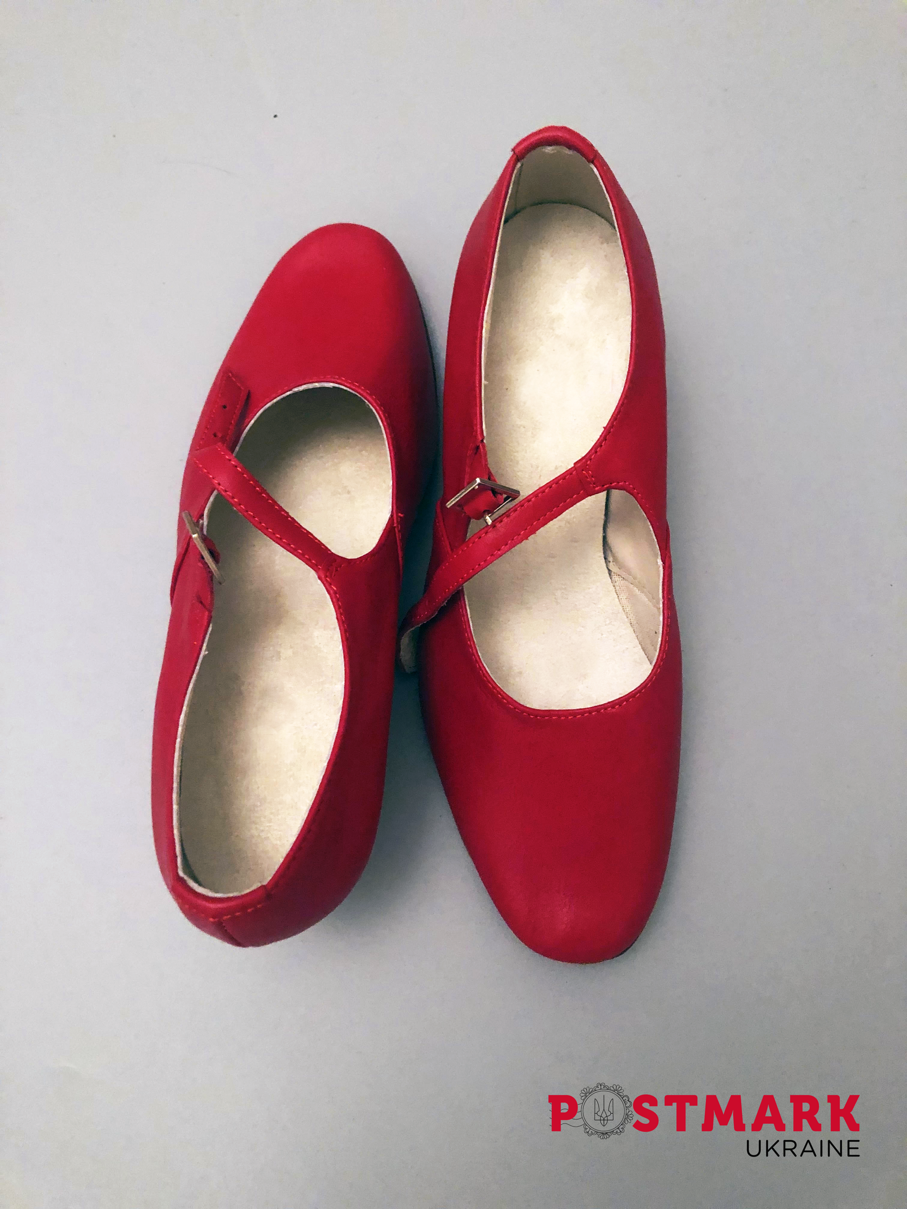 Mazurka Women's Full Sole Character Shoe