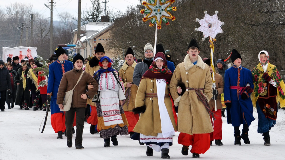 TRADITIONS New Year in Ukraine