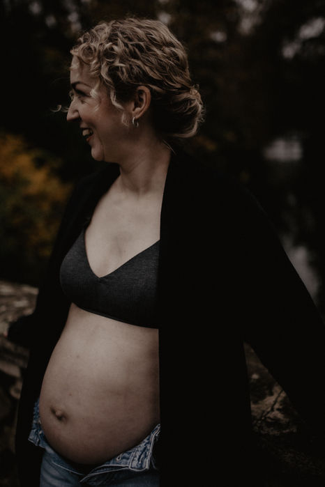 Wales maternity Photography - photography by holly ferrand