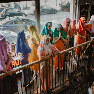 Wedding photographer Bristol capturing couple at Registry Office