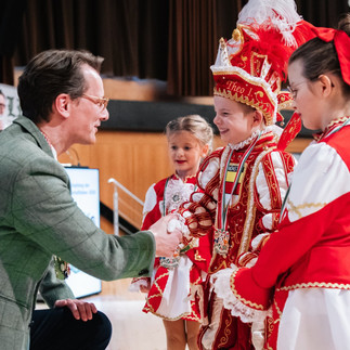 Wüst mit Kindertollitäten