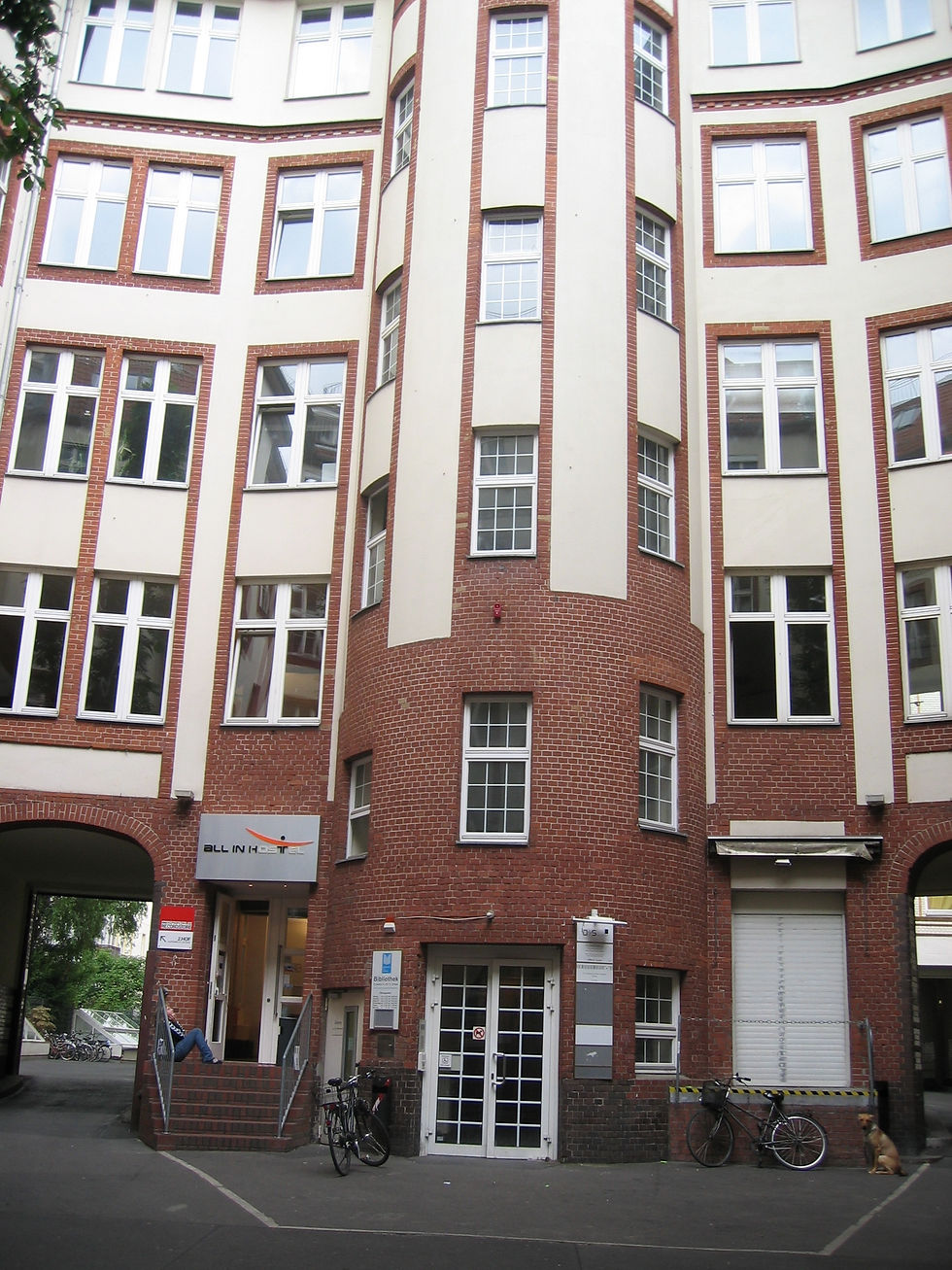 HOSTEL PT. 1