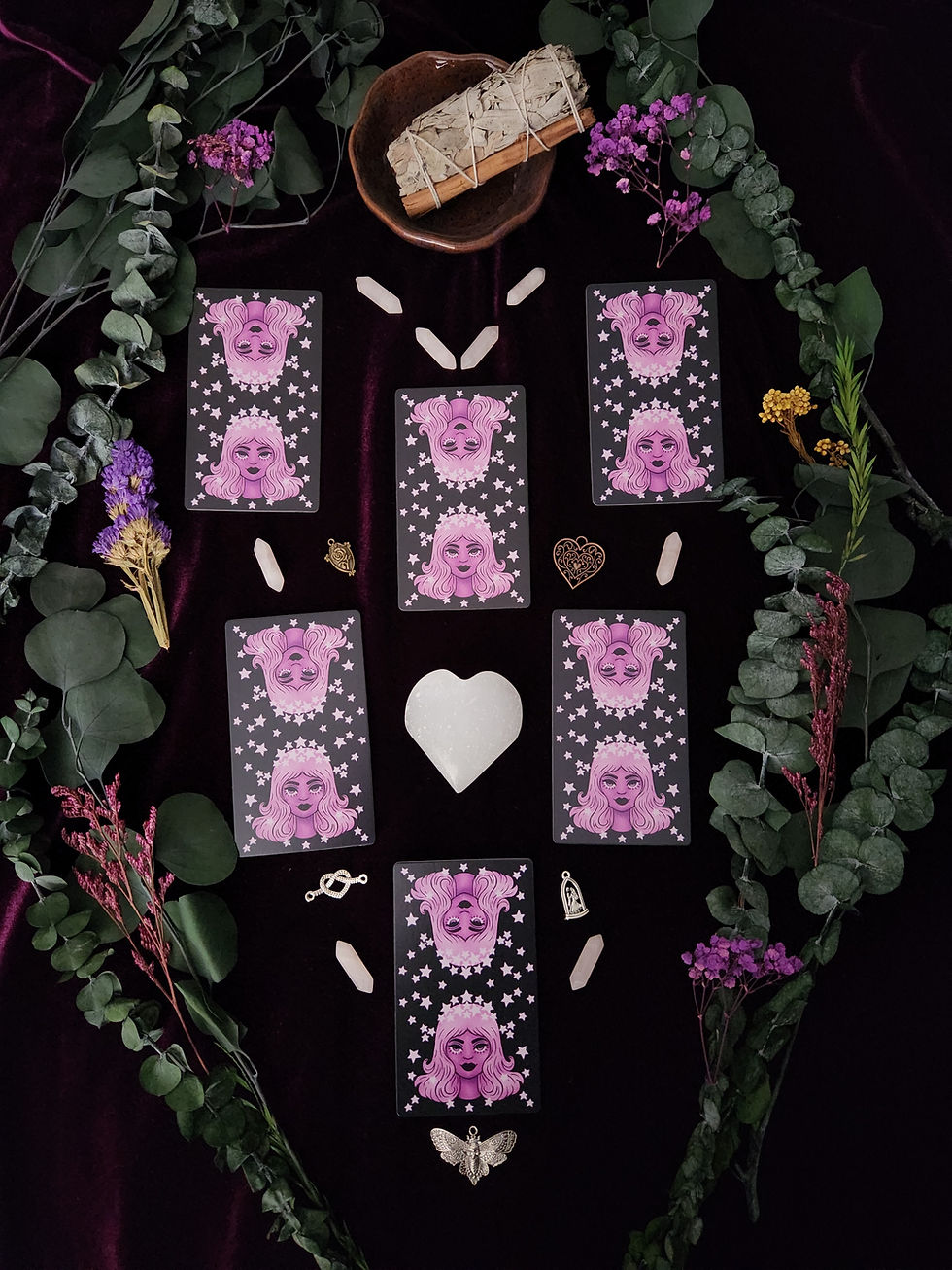 Love, soulmates, twin flame, spiritual guidance, tarot reading, love reading, tarot spread, love reading spread, love and relationships, single, married, divorced, dating.