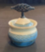 Thumbnail: covered jar with lid