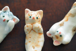 急な暑さでお疲れのお父さんにもぴったり!陽子さんの箸置きとセキセイインコのオブジェ、和みます。