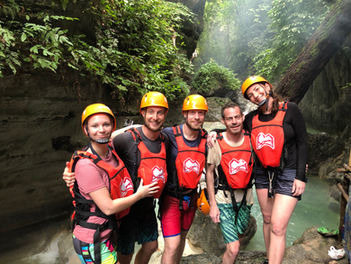 Kaňoning na Filipínách (Kawasan falls)