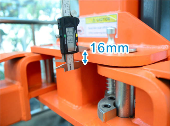 Thumbnail: 16mm plate thickness measurement on 2-post car lift