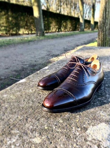 paire de chaussure weston glacé par reflets de cuir