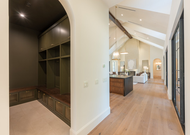 Copy of Chris - 7508 Creekwood Main-21.jpg
