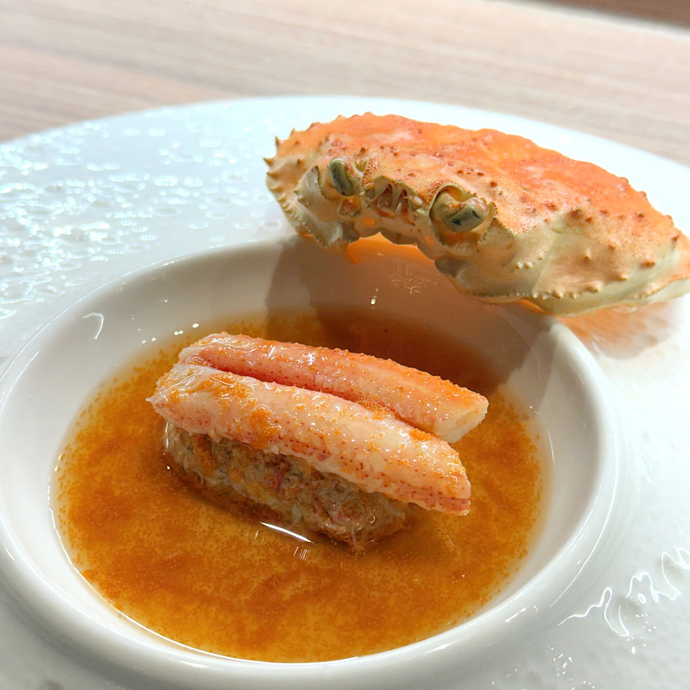Rare seasonal female snow crab Seiko Gani with inner coral outer eggs and house crab vinegar at Sushi Yorokobu BKK