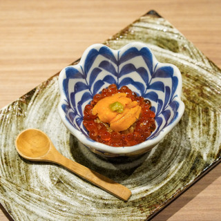 Ikura Uni - Sea Urchin Salmon Roe - Omakase Dish