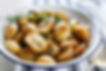 ★ GARLIC-HERB POTATOS