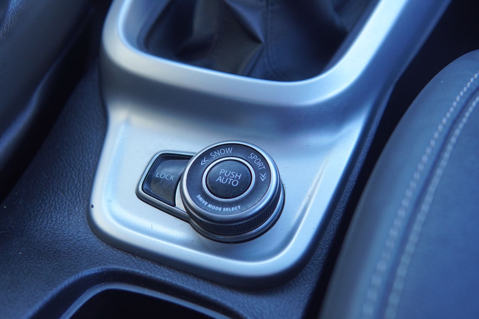 Suzuki Vitara — foto 15 de 19