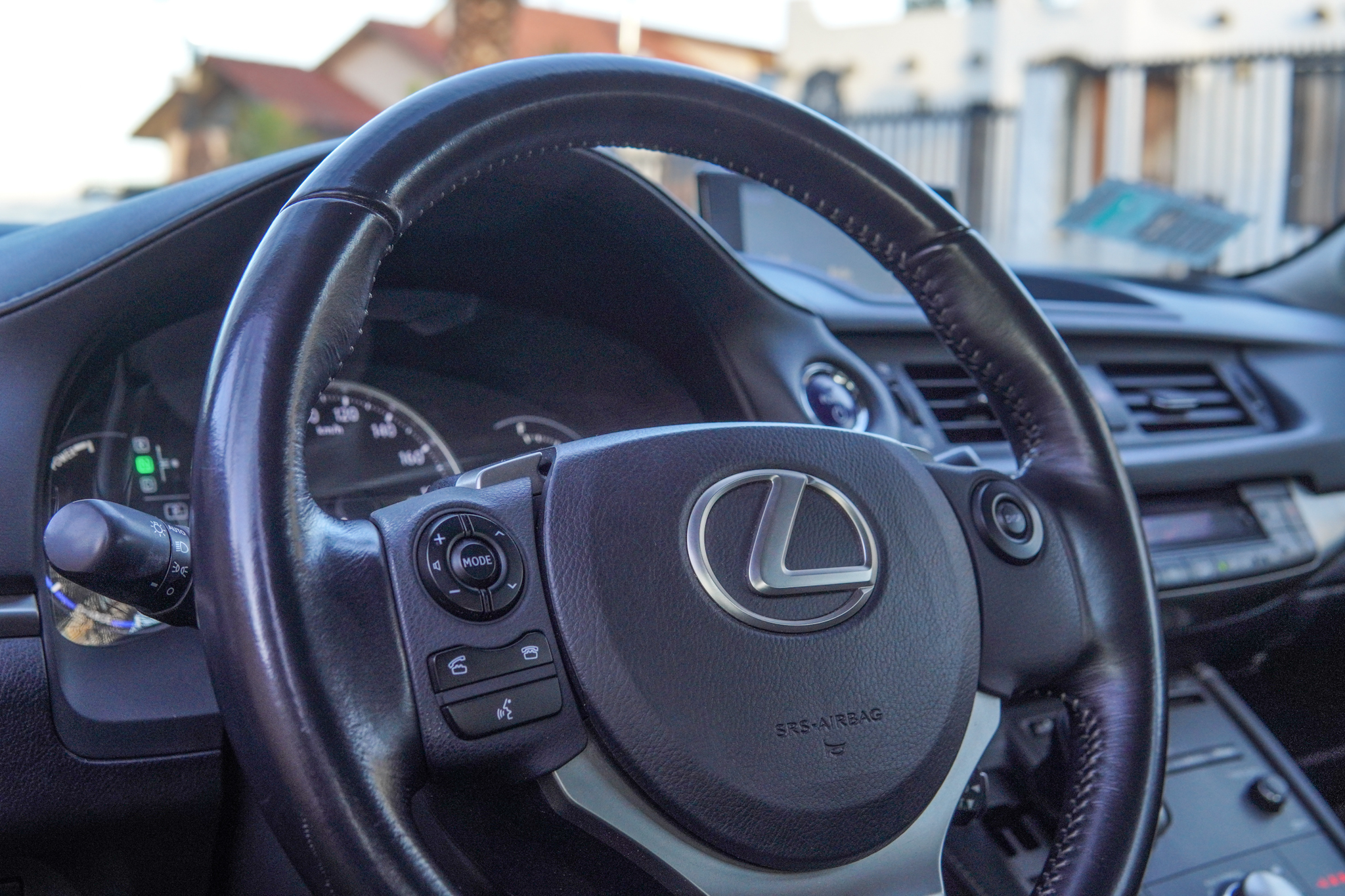 Lexus Ct200H — foto 17 de 19