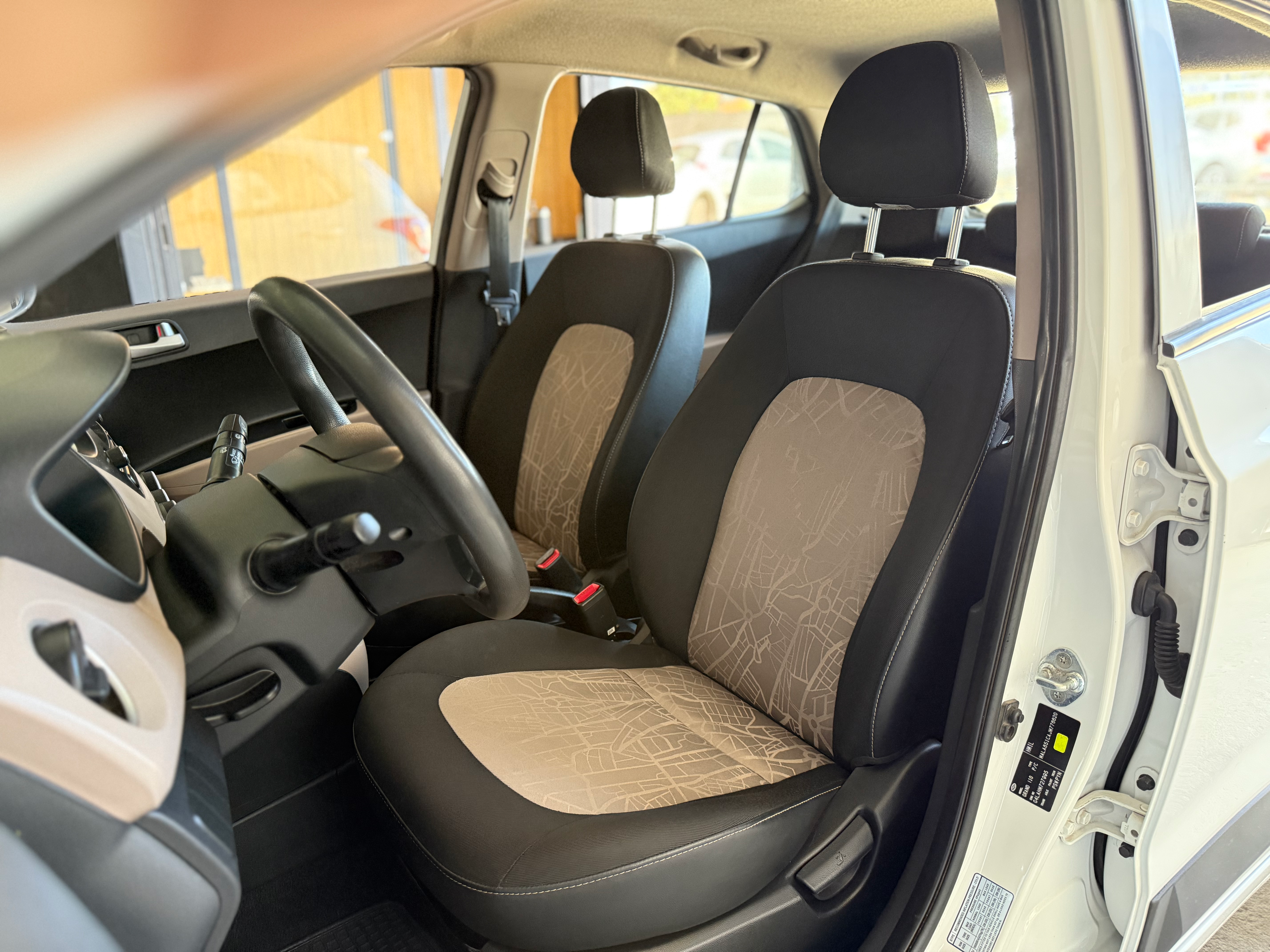 Hyundai Grand I10 — foto 7 de 7