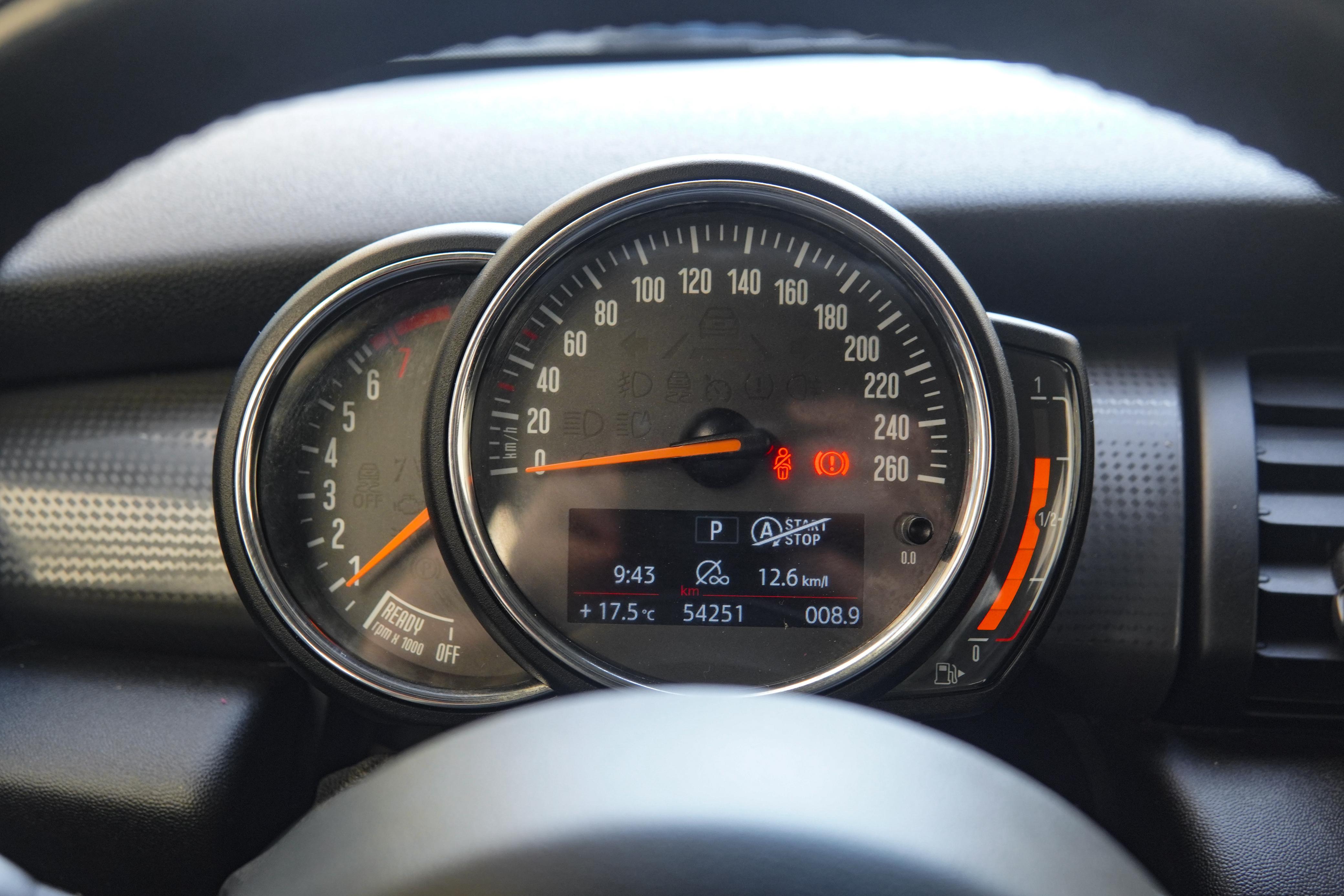 MINI Cooper Salt 1.5T At 3P — foto 17 de 19