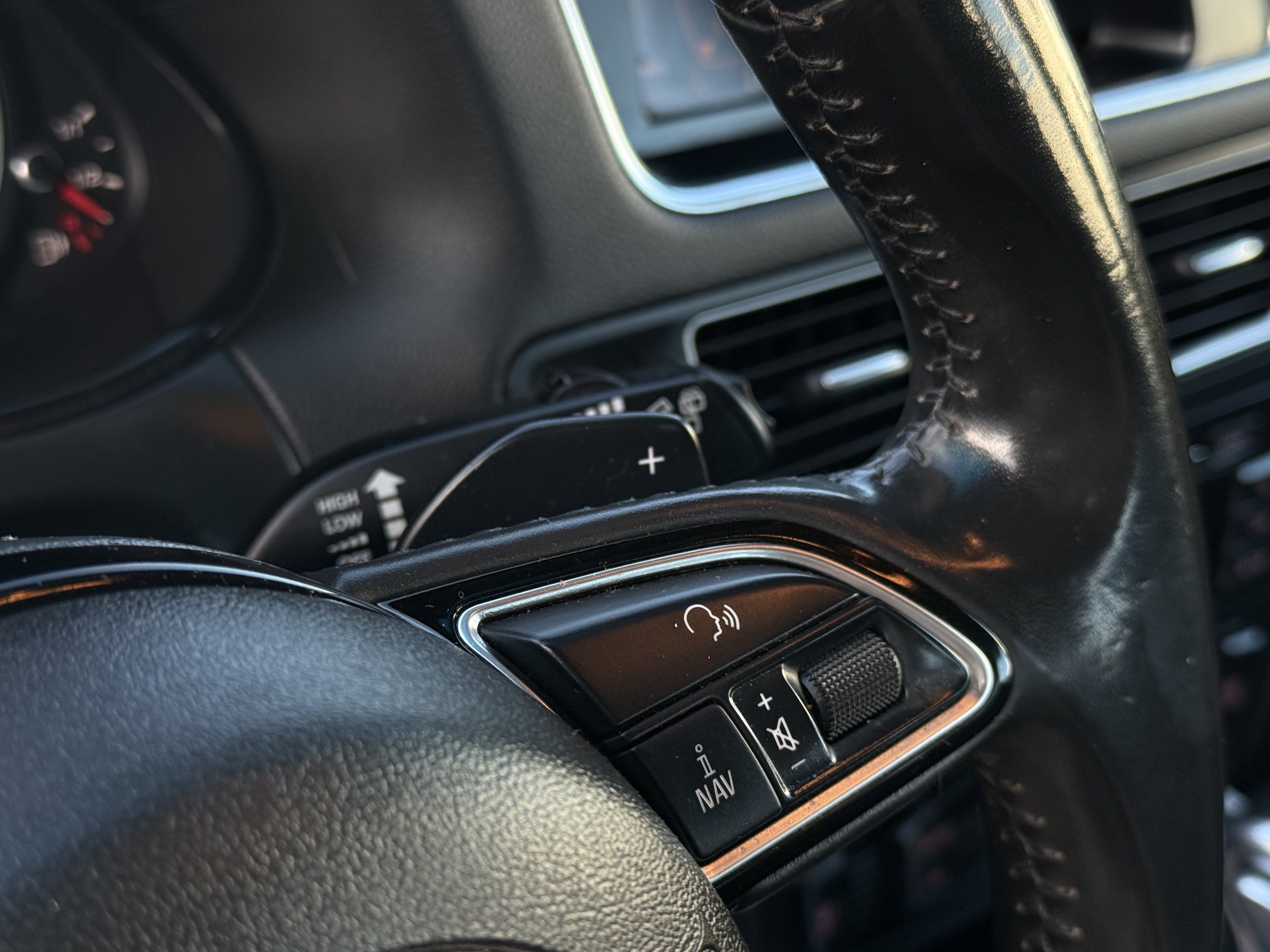 Audi Q5 — foto 18 de 18