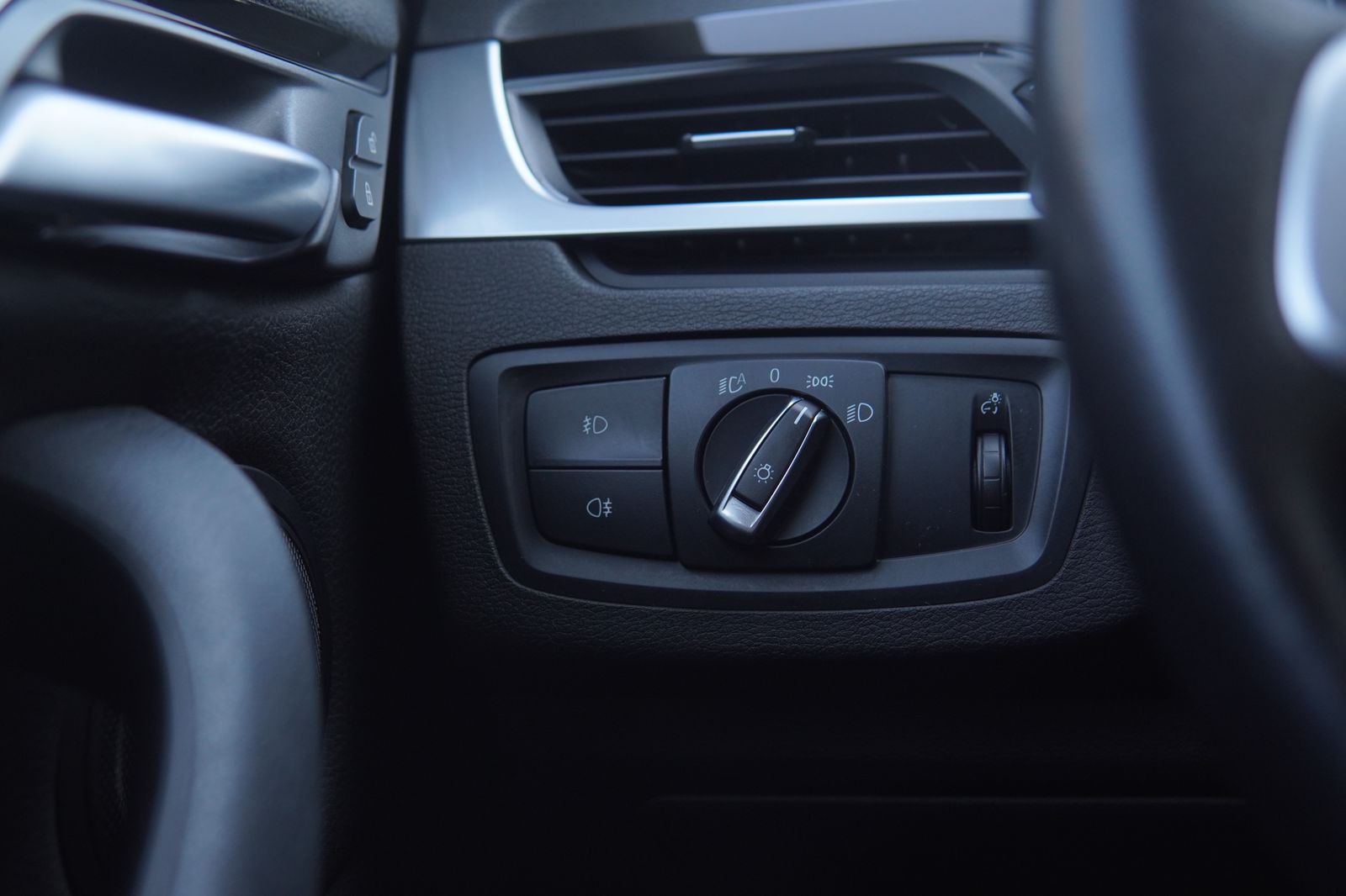 BMW X1 2.0 At S-Drive — foto 19 de 19