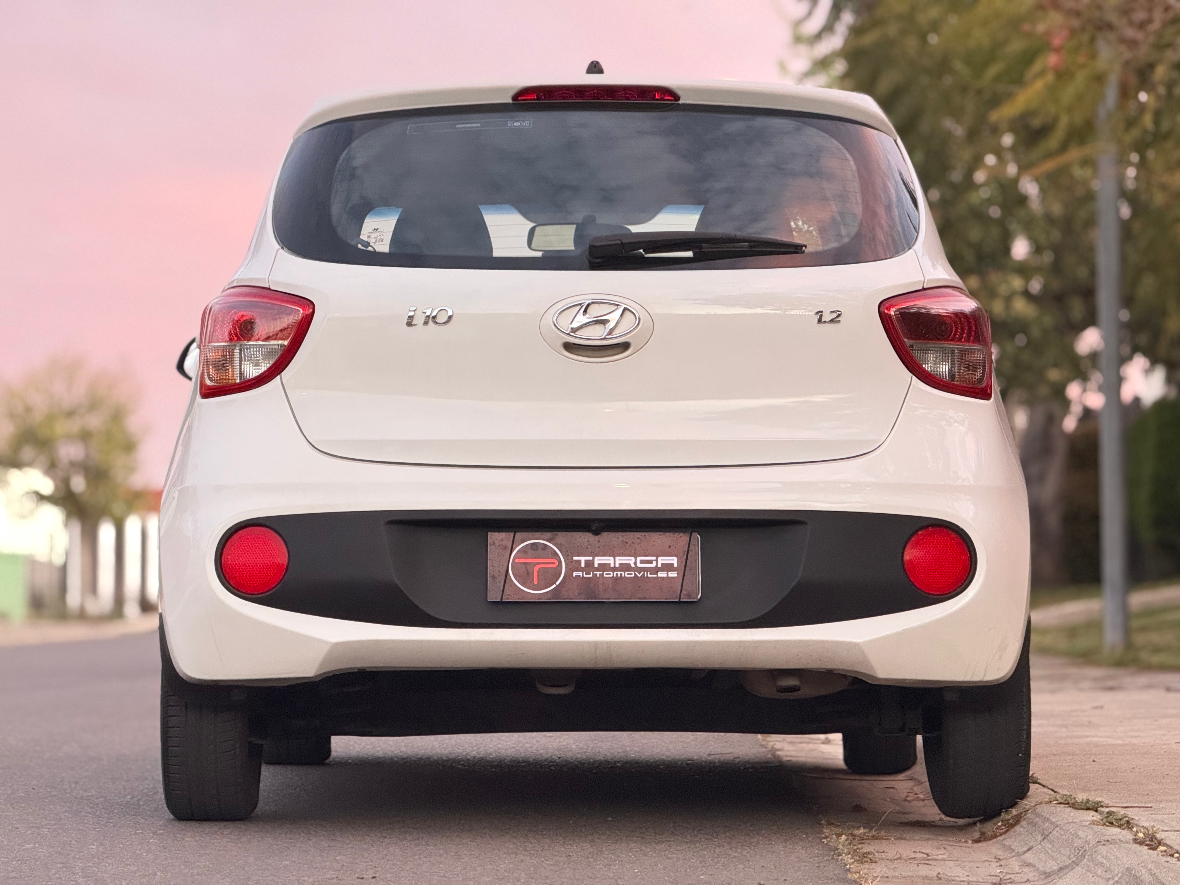 Hyundai Grand I10 — foto 2 de 7