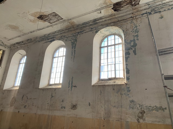 Anciens chassis chapelle Puy