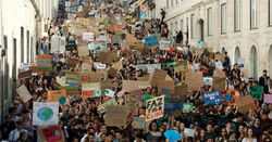 student-climate-protests-portugal-2019-0