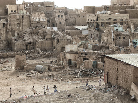 Yémen, une décennie de chaos entre silence et complicité