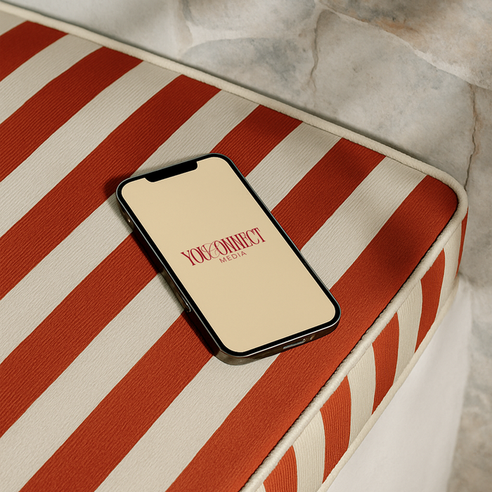 Case Enchanting Nails: branding & webdesign