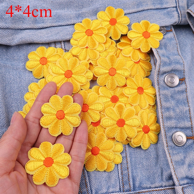 Thumbnail: 10pcs/Lots Daisy Sunflower Flower Embroidery Patch Iron on