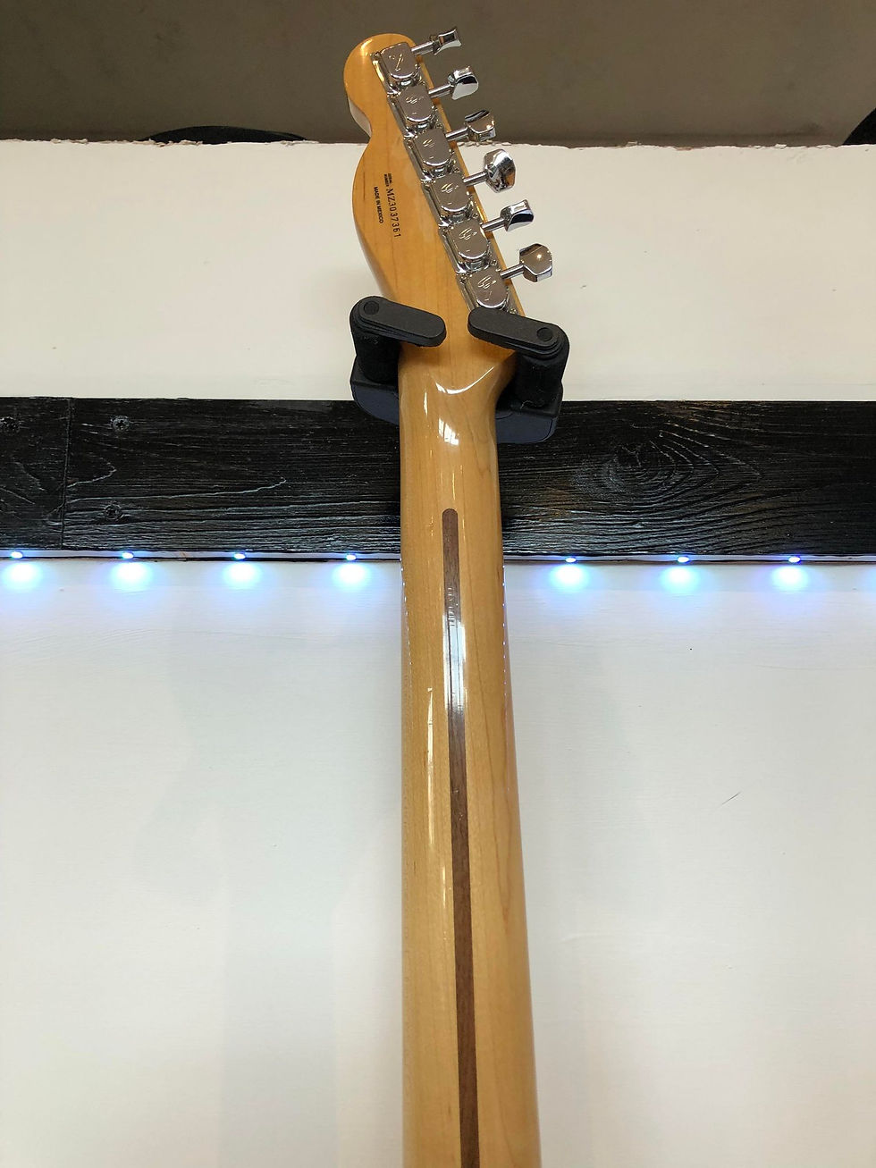 Thumbnail: Fender Telecaster Custom Black and Red 2003