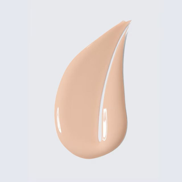 Thumbnail: Estée Lauder Re-Nutriv Ultra Radiance Liquid Foundation