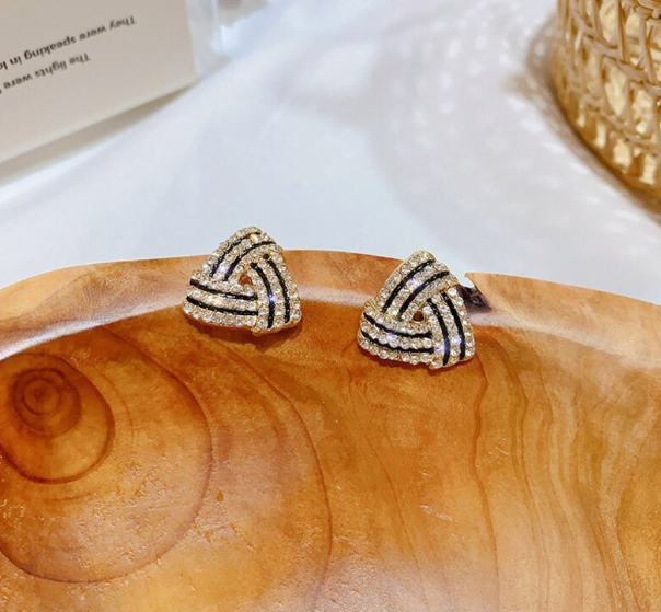 縮圖：Triangle Black and White earrings, Dangle earrings