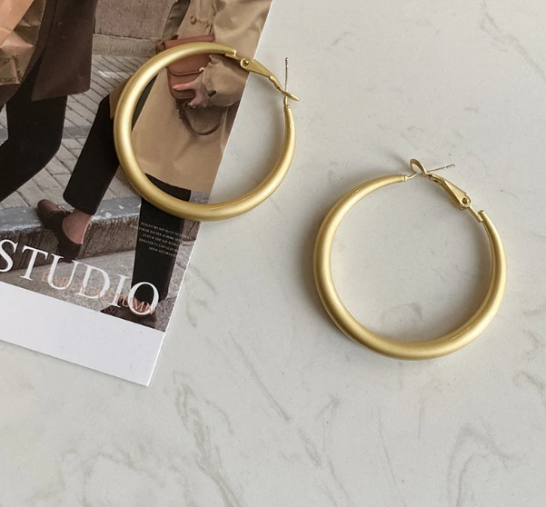 縮圖：Simple Casual Matte Versatile Hoop Earrings