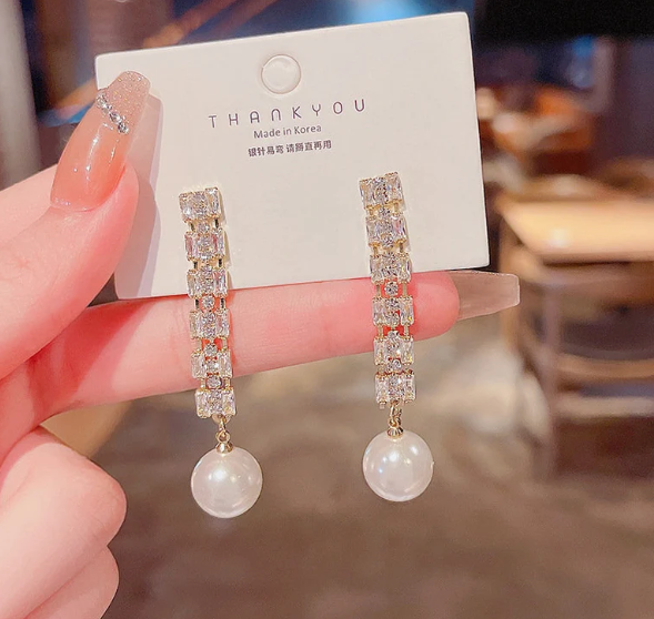 縮圖：tassel zircon earrings women's versatile design large pearl earrings