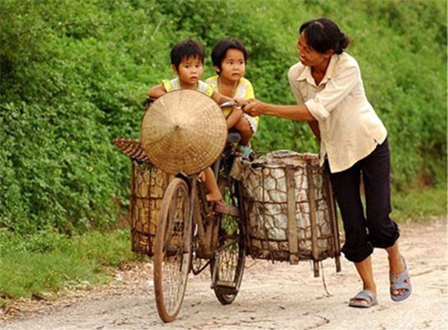 Hình minh họa cho ngôi nhà của sự hi sinh
