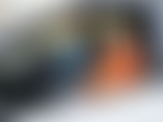 Kørelærer og elev på køretime i skolebilen i Aarhus