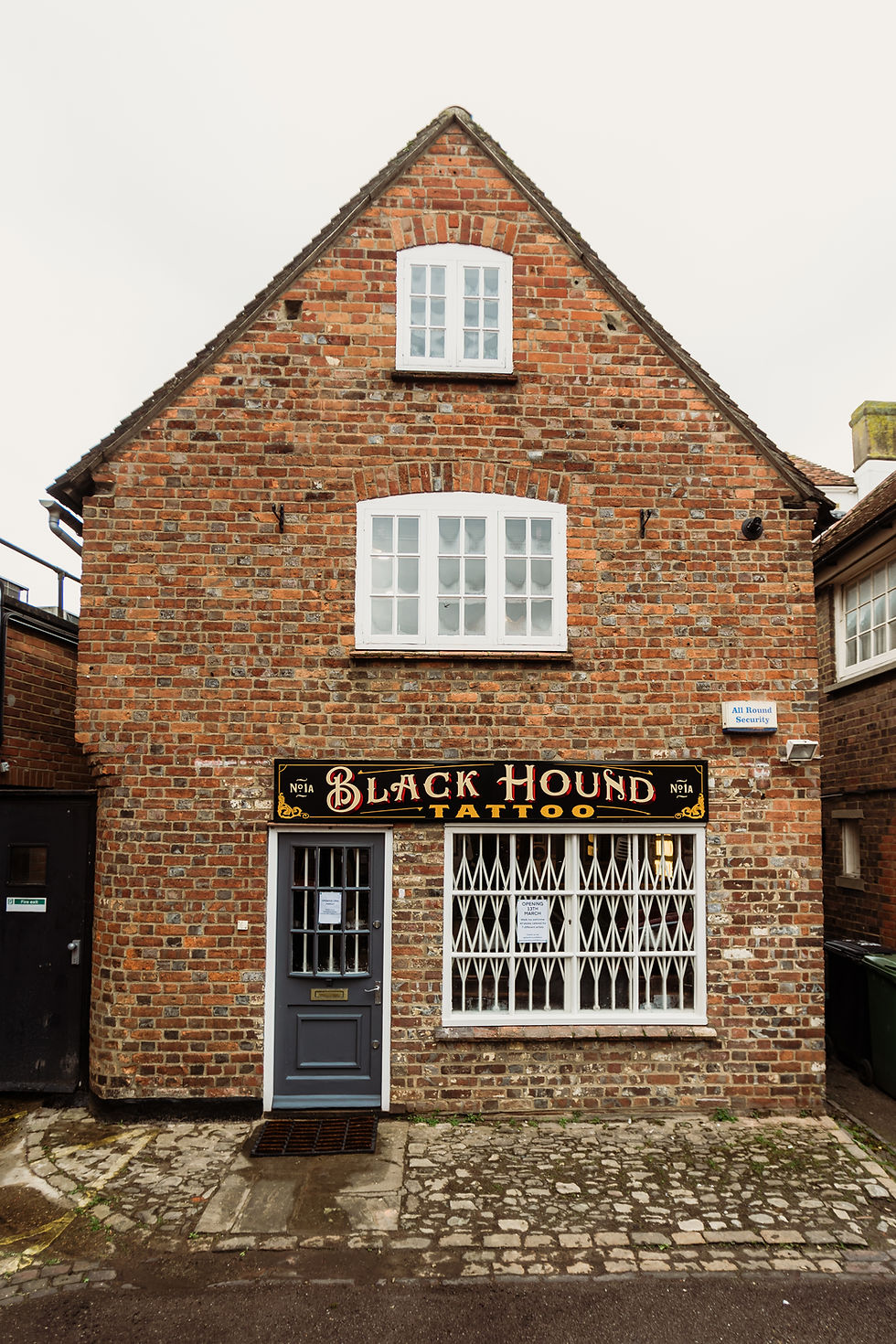 Tattoo Studio Thame Black Hound Tattoo England