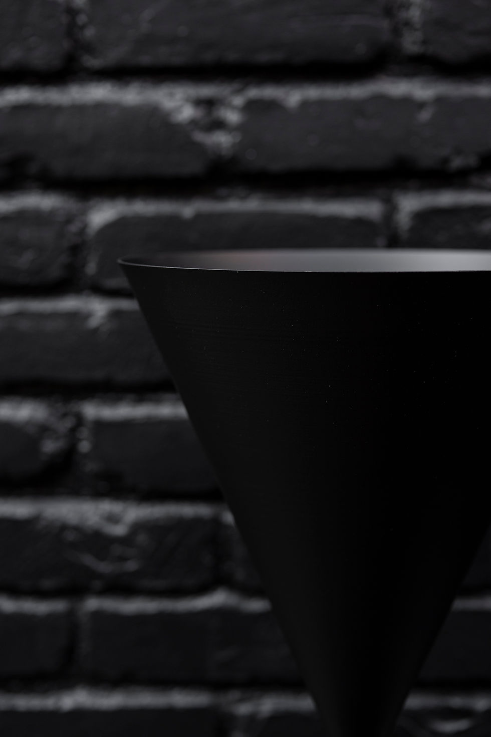 Thumbnail: The Hourglass Planter - Black