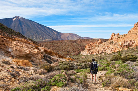 Las empresas de Turismo Activo y Ecoturismo recibirán información puntual de las alertas declaradas en Canarias