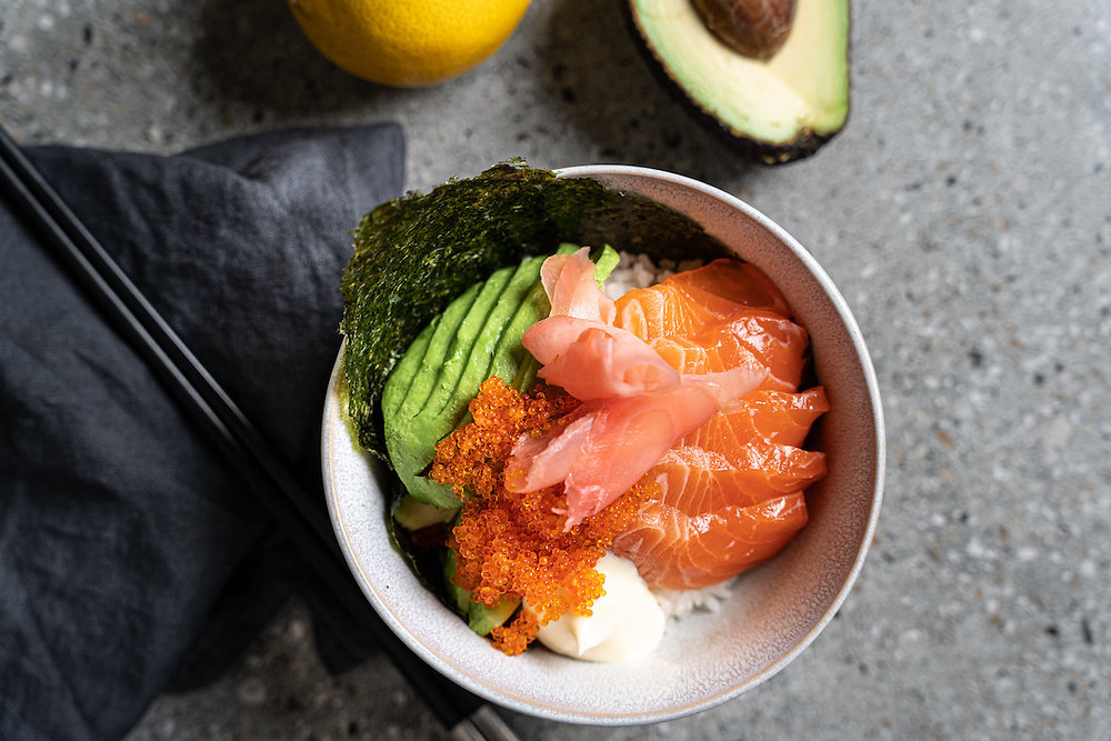 Salmon & avocado don